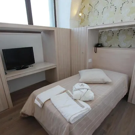 Calderoni Martini 알타무라