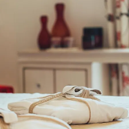 Calderoni Martini فندق